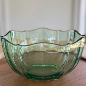Villeroy And Boch My Garden Green Glass Bowl 7”
